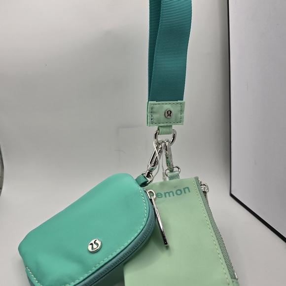 Dual Pouch Wristlet Set - Picture 2 of 5